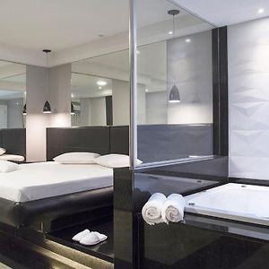 Queen Suite